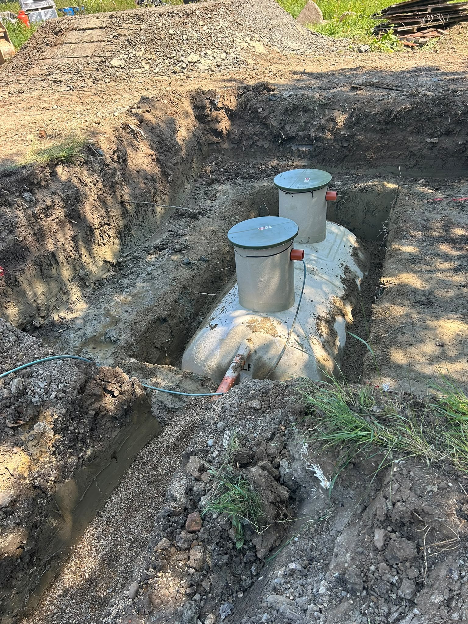 Septic tank installation, photo 4